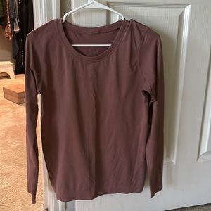 Lululemon swiftly relaxed long sleeve tee size 8